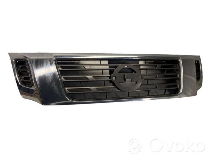 Nissan Navara Grille de calandre avant 623105JU1B