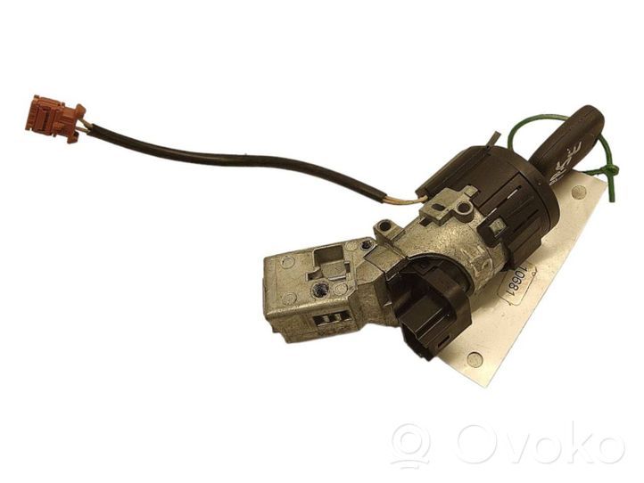 Citroen DS3 Ignition lock E1105995