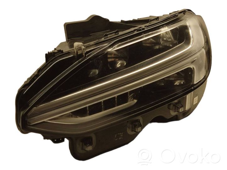 Volvo S90, V90 Lampa przednia 31386170