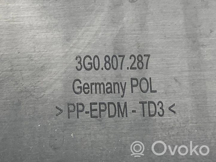 Volkswagen PASSAT B8 Rekisterikilven kehys/pidike 3G0807287