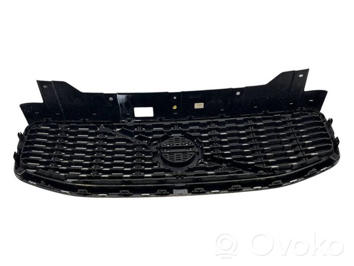 Volvo XC60 Front bumper upper radiator grill 31425538