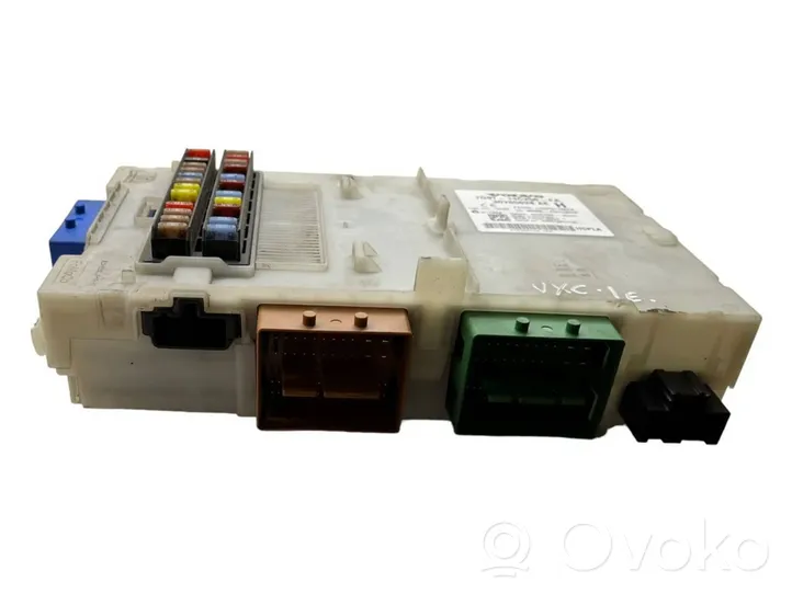 Volvo XC70 Fuse module 7G9T14C256FA