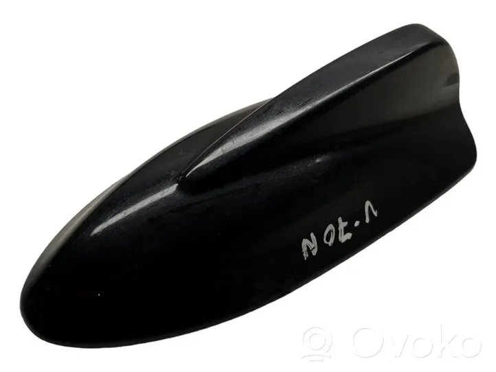 Volvo V70 Stogo (GPS) antenos dangtelis 39850728