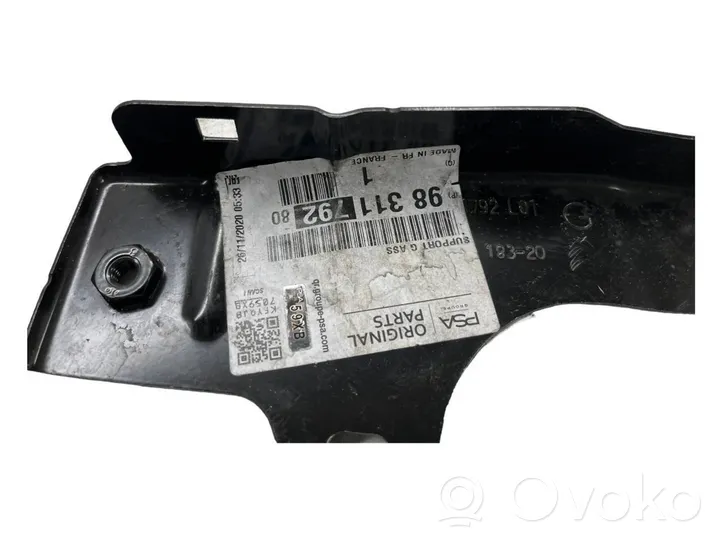 Citroen C4 II Support de fixation de coffre/hayon 9831179280