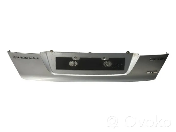 Ford Mondeo MK IV Rivestimento portellone 7S7A423A40A