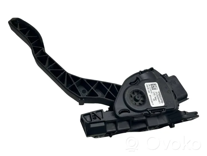 Volvo V60 Accelerator throttle pedal 31329061