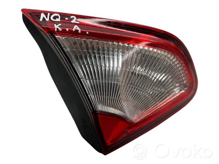 Nissan Qashqai Luci posteriori del portellone del bagagliaio 89503189