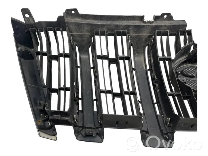 Toyota Land Cruiser (J150) Maskownica / Grill / Atrapa górna chłodnicy 5311160A70