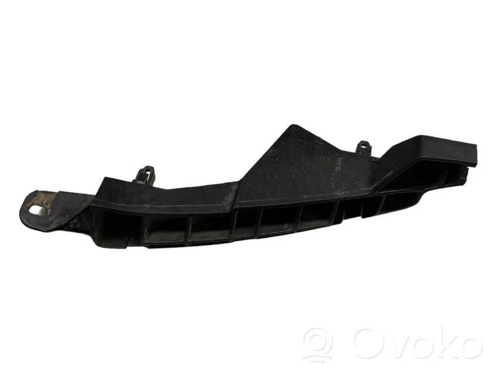 Mitsubishi L200 Support de montage de pare-chocs avant MN146320