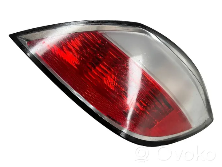 Opel Astra H Lampa tylna 24451837