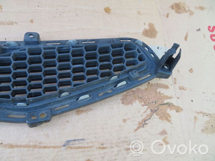 KIA Picanto Front bumper upper radiator grill 