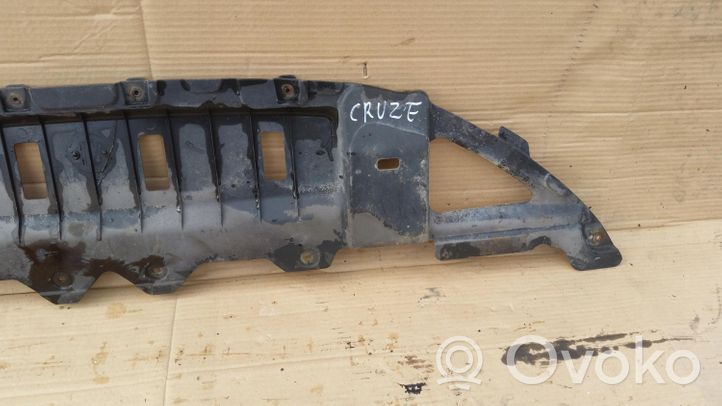 Chevrolet Cruze Cache de protection sous moteur 96832928