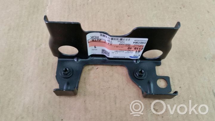 Ford Fiesta Support de montage d'aile 2119010