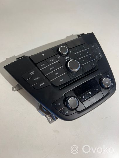 Opel Insignia A Panel / Radioodtwarzacz CD/DVD/GPS 13321292