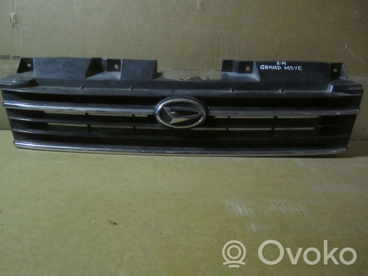 Daihatsu Gran Move Grille calandre supérieure de pare-chocs avant 5311187745