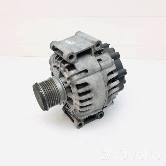 Mercedes-Benz C W204 Alternator A2711541402