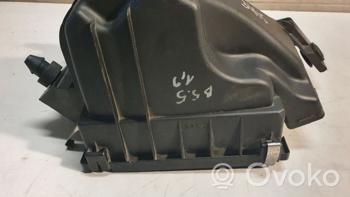 Volkswagen PASSAT B5.5 Oro filtro dėžės laikiklis F249