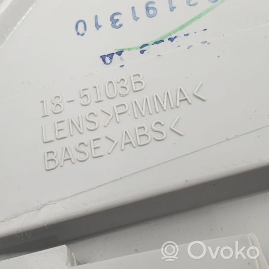 Volkswagen PASSAT B5 Priekinis posūkio žibintas 185103