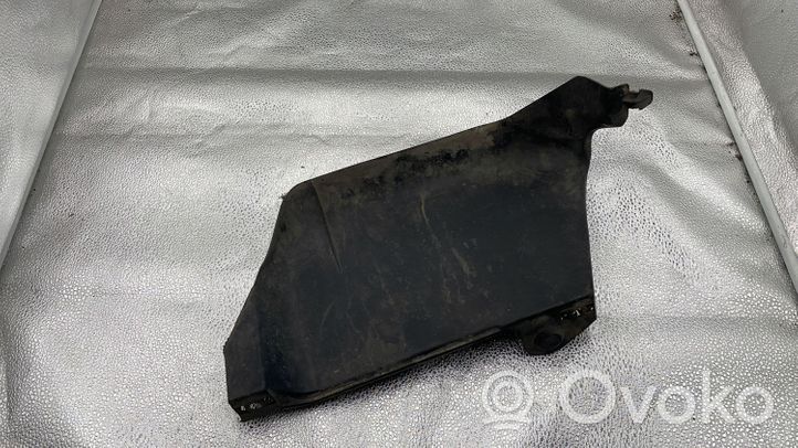 Volkswagen Golf III Cache de protection sous moteur 1H0825254A