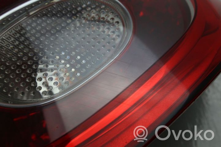 Volkswagen Tiguan Aizmugurējais lukturis virsbūvē 5N0945096F