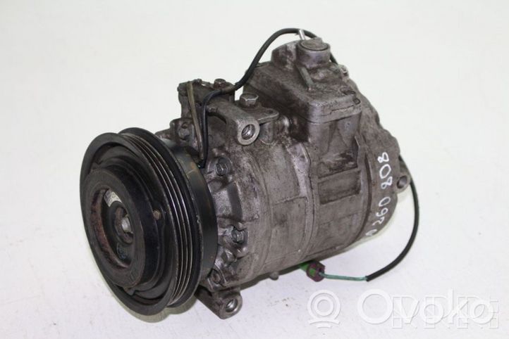 Volkswagen PASSAT B5 Compressore aria condizionata (A/C) (pompa) 8D0260808