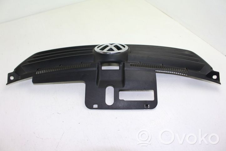 Volkswagen Polo Griglia superiore del radiatore paraurti anteriore 6Q0853651C