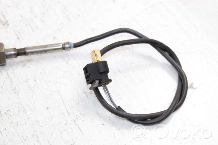 Mercedes-Benz E C207 W207 Sensor de temperatura del escape A0071536728