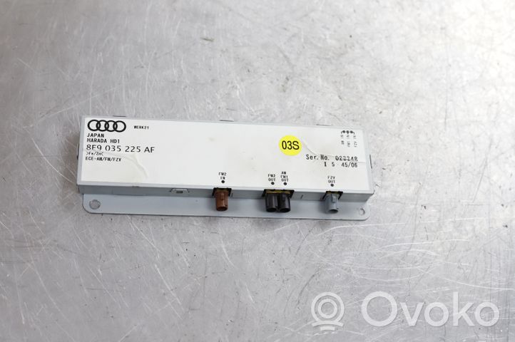 Audi A4 S4 B7 8E 8H Antenos stiprintuvas 8E9035225AF