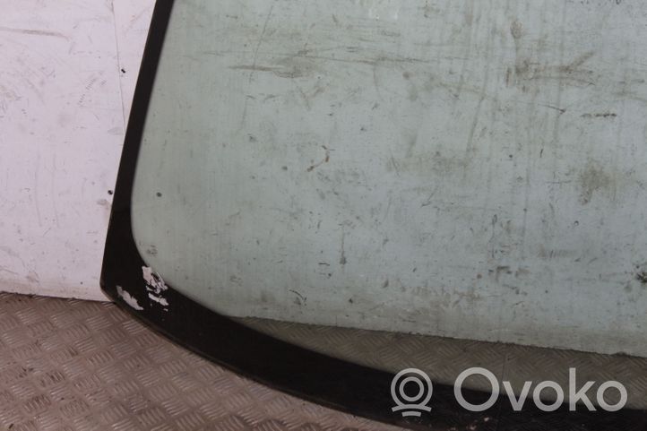 BMW 3 E46 Priekšējā loga stikls 