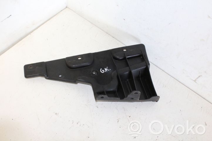 Hyundai ix 55 Rear bumper mounting bracket 86617-3J000