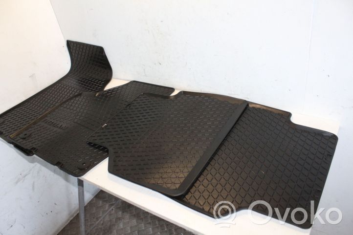 Volkswagen Tiguan Kit tapis de sol auto 5N0061511