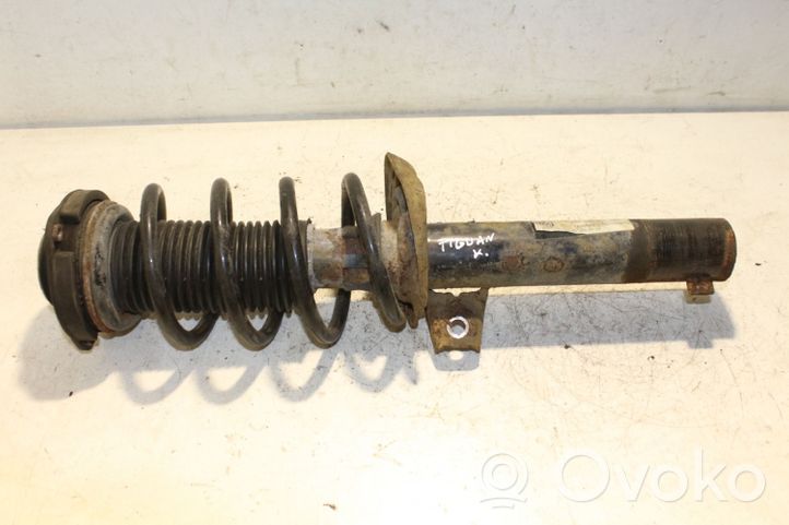 Volkswagen Tiguan Front shock absorber with coil spring 5N0412021HE