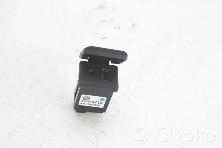 Opel Mokka AUX in-socket connector 20874710