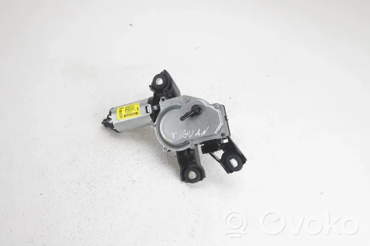 Volkswagen Tiguan Silniczek wycieraczki szyby tylnej 5N0955711B