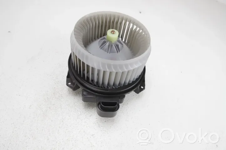 Toyota Auris E180 Ventola riscaldamento/ventilatore abitacolo AV2727008085