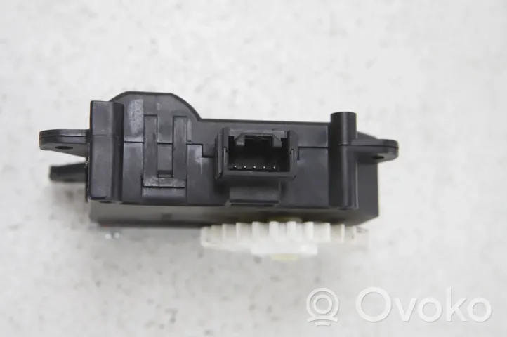 Toyota Auris E180 Motorino attuatore aria 1138002800