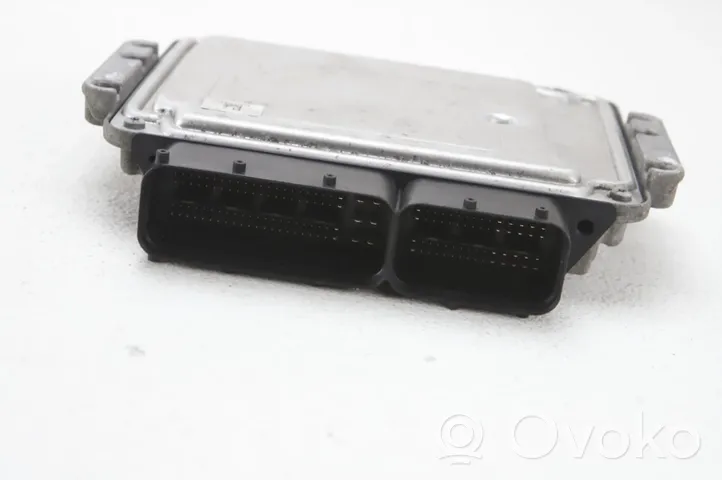 KIA Ceed Sterownik / Moduł ECU 39111-2A970