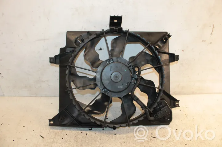 KIA Ceed Ventilateur de refroidissement de radiateur électrique 25304-A6810