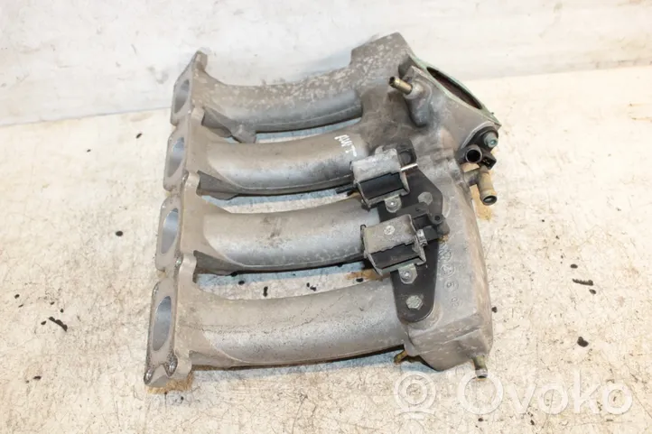 Audi A4 S4 B5 8D Intake manifold 