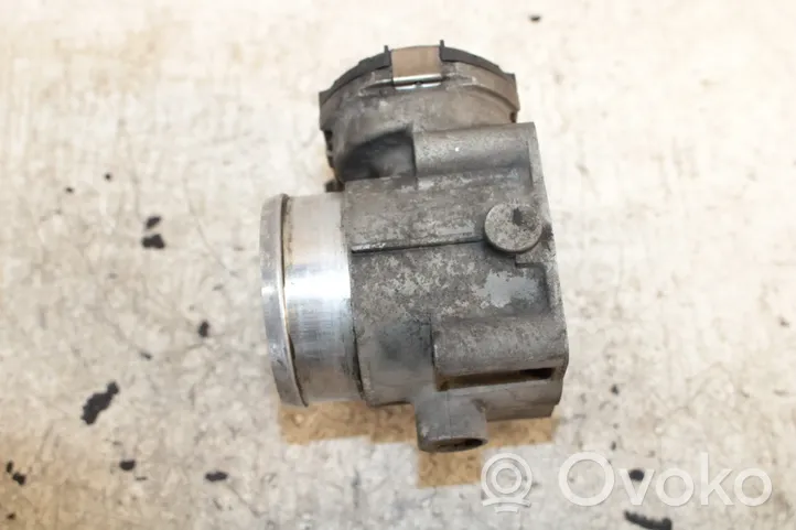 Audi A4 S4 B5 8D Clapet d'étranglement 06B133062B