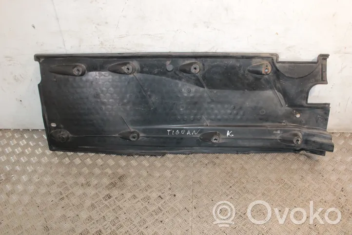 Volkswagen Tiguan Seitenbodenschutz 5N0825201