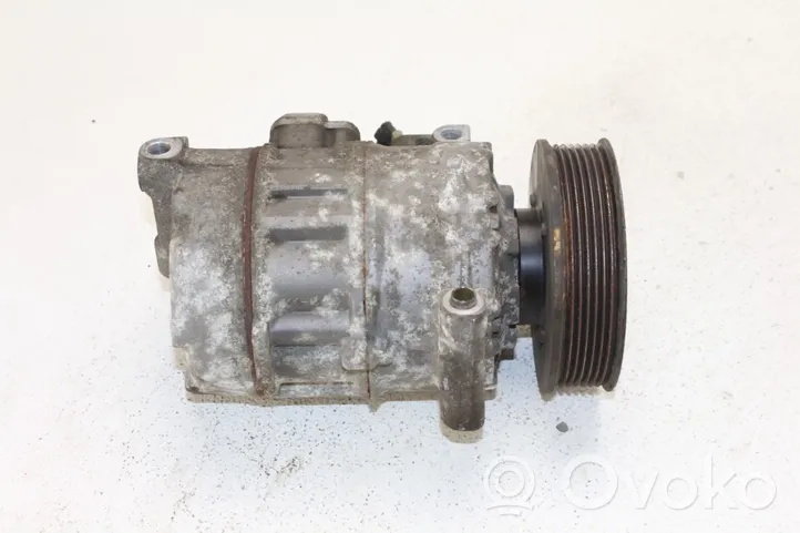 Volkswagen Touareg I Air conditioning (A/C) compressor (pump) 7L6820803B