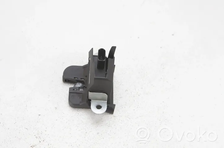 Volkswagen Tiguan Blocco/chiusura/serratura del portellone posteriore/bagagliaio 3C9827645A