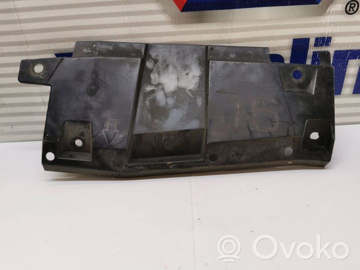 Toyota RAV 4 (XA40) Osłona tylna podwozia pod zderzak 5872442020