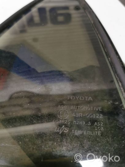 Toyota RAV 4 (XA40) Takaoven ikkunalasi 43R00122