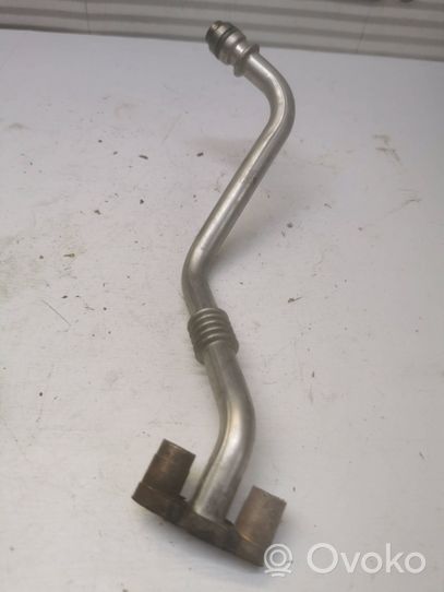 Renault Clio IV Durite de refroidissement tube 