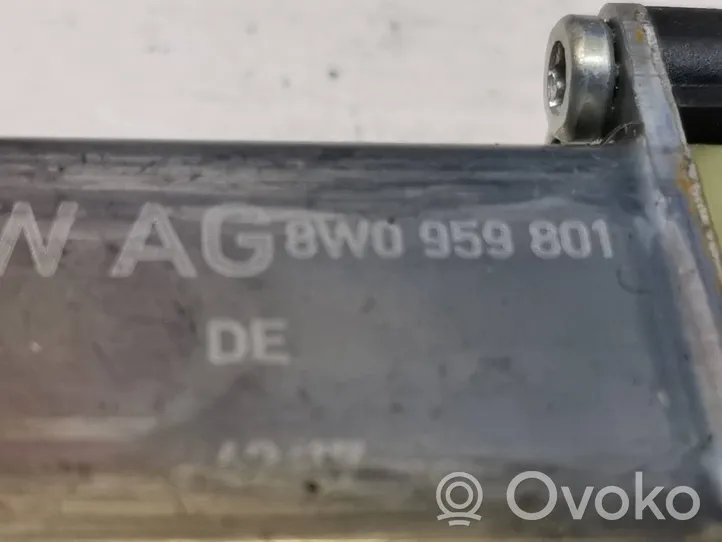 Audi A4 S4 B9 Galinis varikliukas langų pakėlėjo 8W0959801