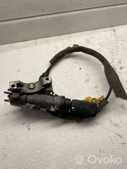 Audi A4 S4 B6 8E 8H Ignition lock 4B0905851