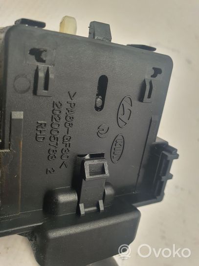 Hyundai Santa Fe Light switch 2020057632