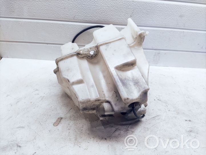 Volvo V70 Vaschetta liquido lavafari 8693773